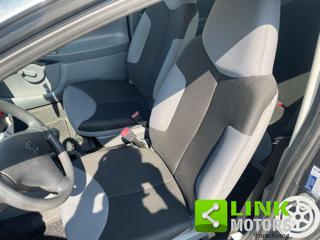 PEUGEOT 107 usata 8