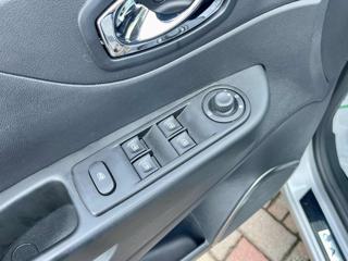 RENAULT Captur usata, con Luci diurne LED