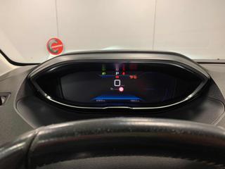 PEUGEOT 3008 usata, con Sistema di navigazione