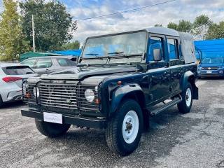 LAND ROVER Defender usata 1