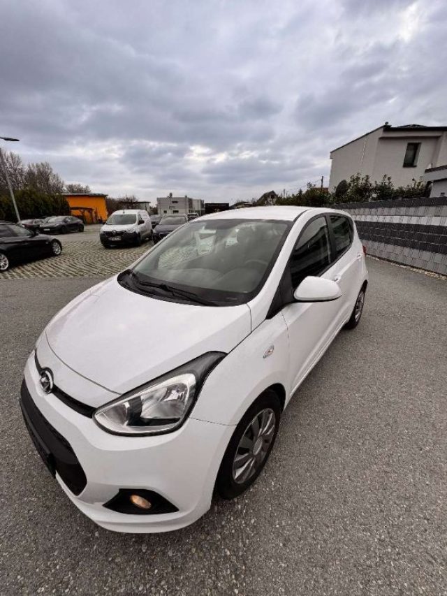 HYUNDAI i10 usata, con ABS