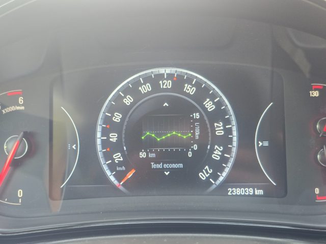 OPEL Insignia usata, con Luci diurne