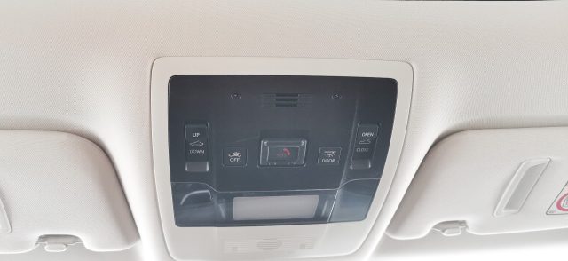 LEXUS UX 250h usata, con Fari full-led