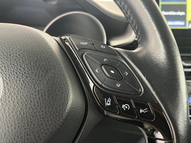 TOYOTA C-HR usata, con ESP