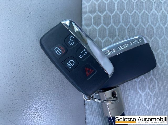 LAND ROVER Discovery Sport usata, con Sensori di parcheggio posteriori