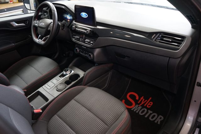 FORD Kuga usata, con Park Distance Control