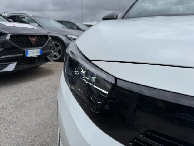 OPEL Corsa usata, con Airbag laterali