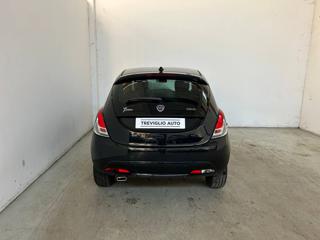 LANCIA Ypsilon usata, con Autoradio