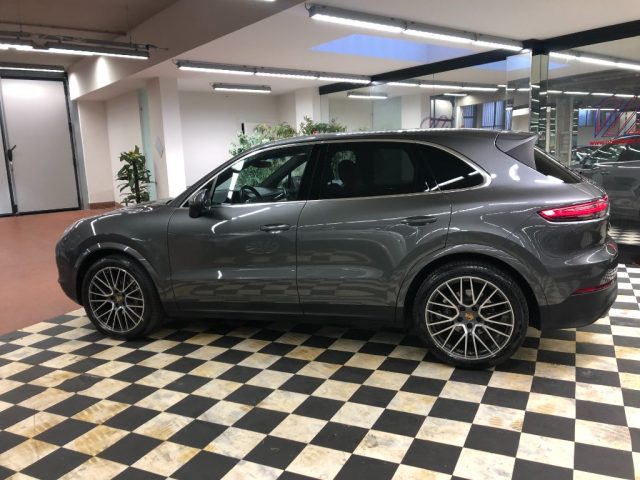 PORSCHE Cayenne usata, con Cerchi in lega