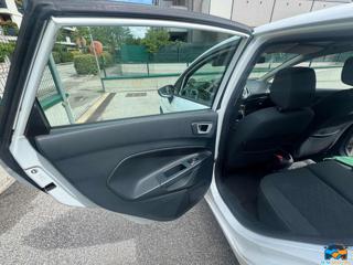 FORD Fiesta usata, con Servosterzo