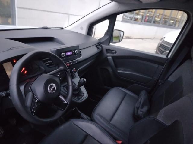 NISSAN Townstar usata, con Park Distance Control