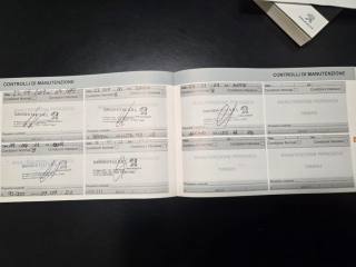 PEUGEOT 208 usata, con USB