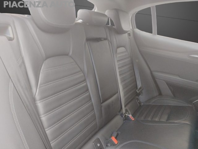 ALFA ROMEO Stelvio usata, con Interni in pelle