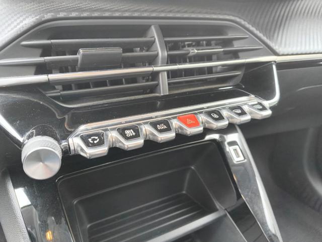 PEUGEOT 208 usata, con ESP