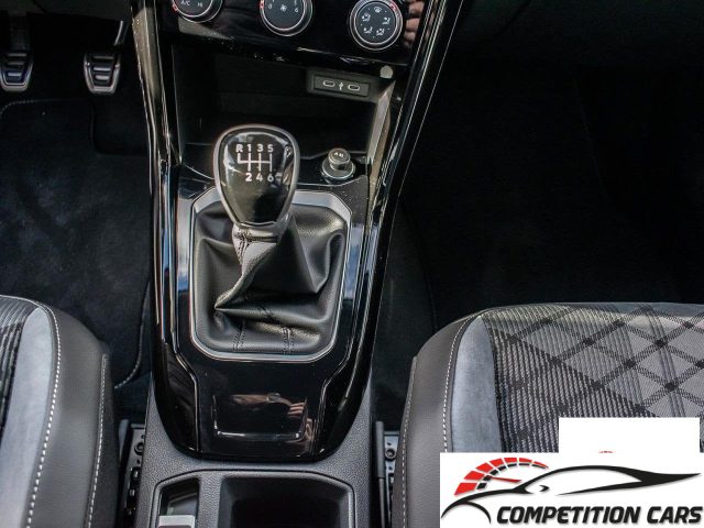 VOLKSWAGEN T-Roc usata, con Cruise Control