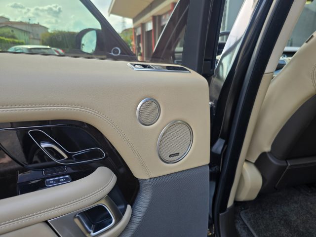 LAND ROVER Range Rover usata, con Schermo multifunzione interamente digitale