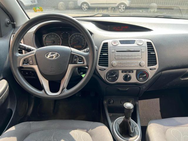 HYUNDAI i20 usata, con Chiusura centralizzata