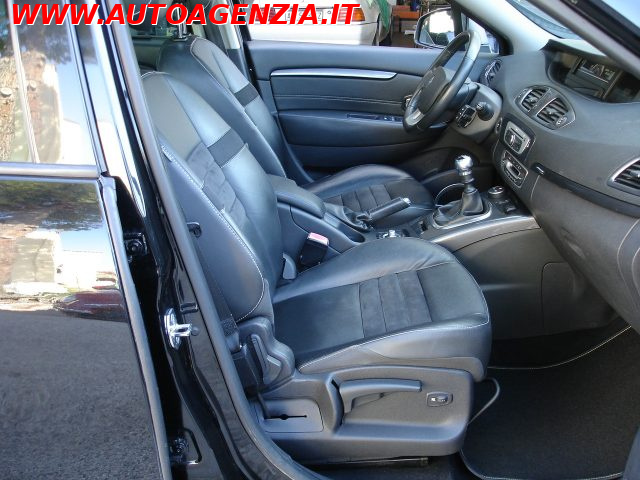 RENAULT Scenic usata, con Telecamera per parcheggio assistito