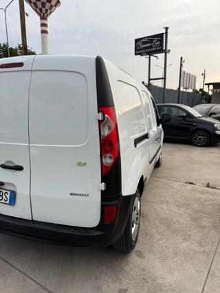 RENAULT Kangoo usata, con Filtro antiparticolato