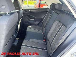 VOLKSWAGEN T-Roc usata, con Autoradio