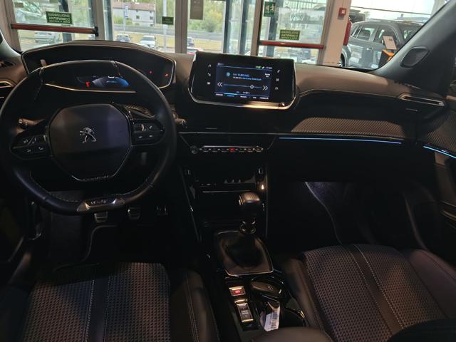 PEUGEOT 2008 usata, con Airbag testa