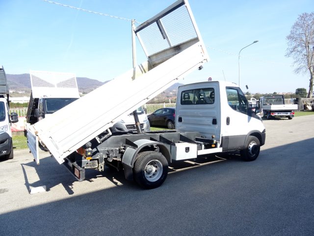 IVECO Daily usata, con Boardcomputer