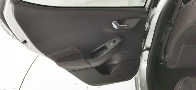 FORD Fiesta usata, con Servosterzo