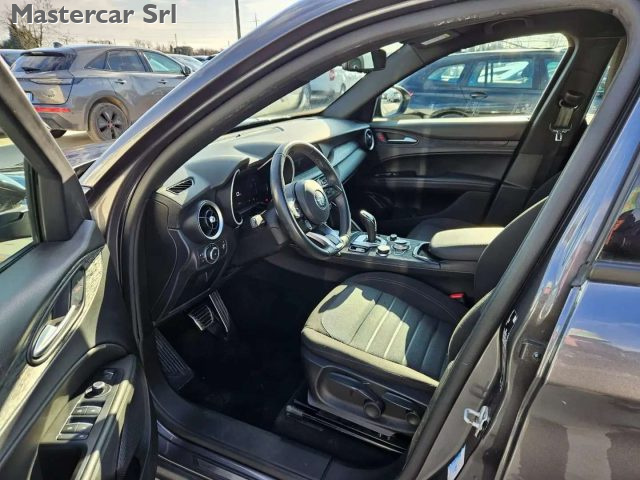 ALFA ROMEO Stelvio usata, con Chiusura centralizzata