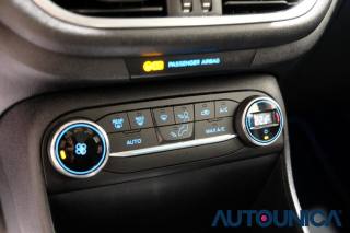 FORD Fiesta usata, con Sensori di parcheggio posteriori