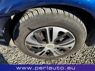 TOYOTA Yaris usata, con Isofix