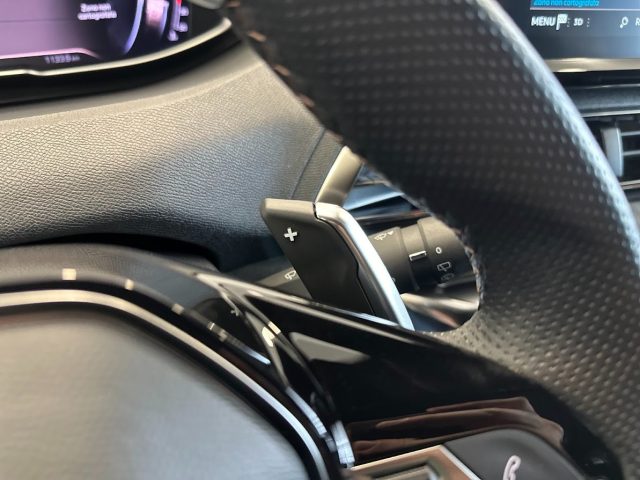 PEUGEOT 5008 usata, con Controllo elettronico della corsia