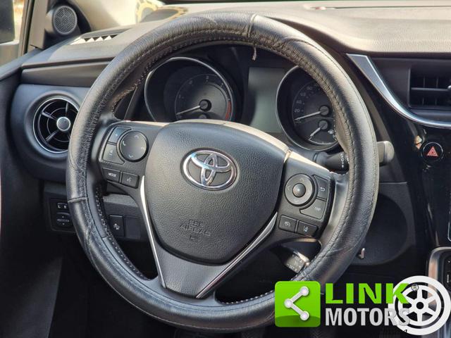 TOYOTA Auris usata, con Telecamera per parcheggio assistito