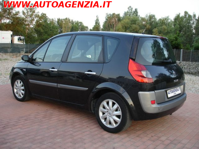 RENAULT Scenic usata 4