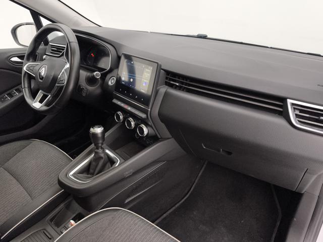 RENAULT Clio usata, con Autoradio digitale