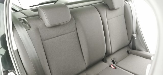 VOLKSWAGEN e-up! usata 54