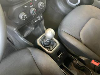 JEEP Renegade usata, con USB