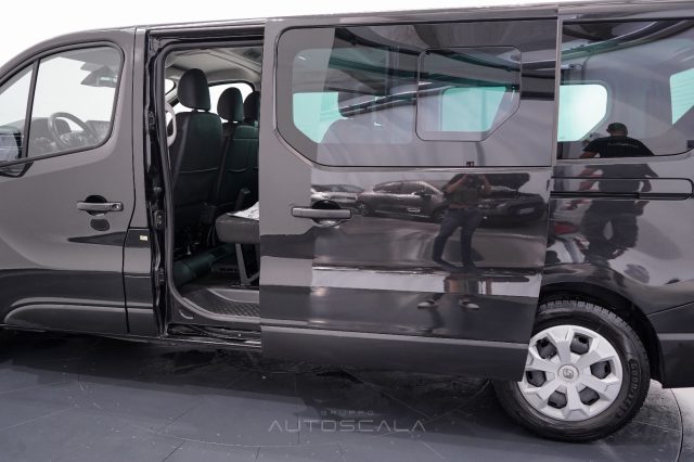 RENAULT Trafic usata, con Specchietti laterali elettrici