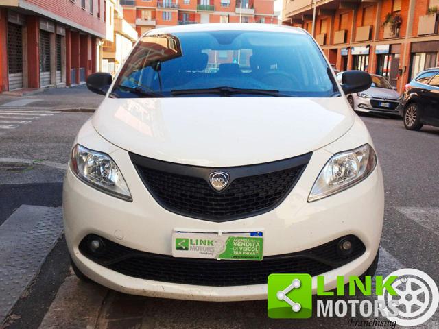 LANCIA Ypsilon usata, con Airbag