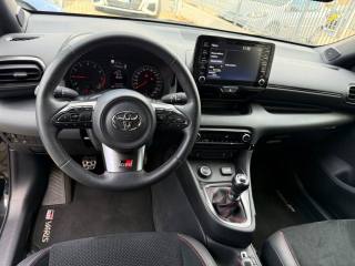 TOYOTA Yaris usata, con Cruise Control
