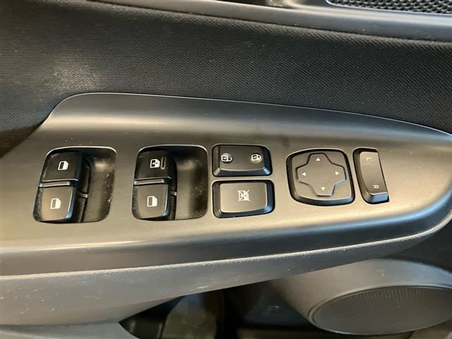 HYUNDAI Kona usata, con Volante riscaldabile