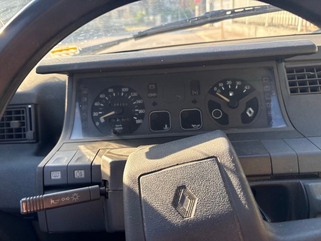 RENAULT R 5 usata 6