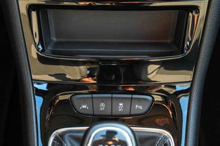 OPEL Astra usata, con Volante in pelle