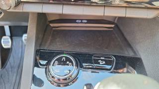 PEUGEOT 3008 usata, con Sedili sportivi