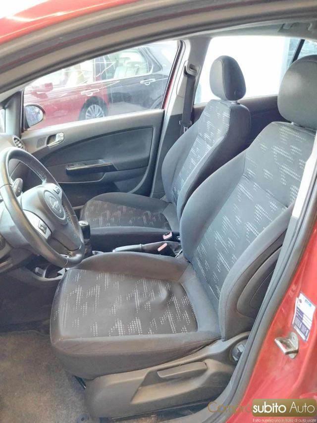OPEL Corsa usata, con Interni in pelle