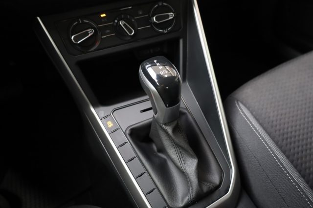 VOLKSWAGEN Taigo usata 68