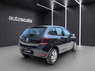 DACIA Sandero usata, con Autoradio