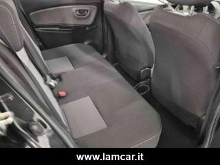 TOYOTA Yaris usata, con Sedile posteriore sdoppiato