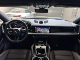 PORSCHE Cayenne usata, con Autoradio