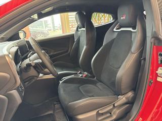 TOYOTA Yaris usata, con Controllo automatico clima