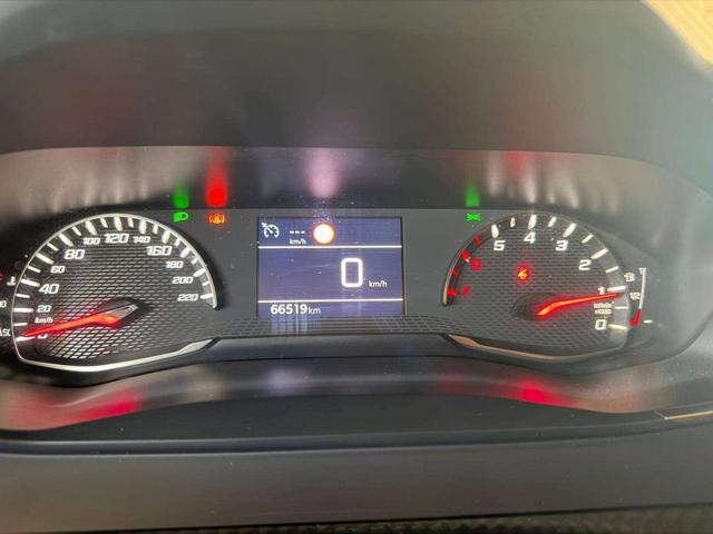 PEUGEOT 2008 usata, con Controllo automatico clima
